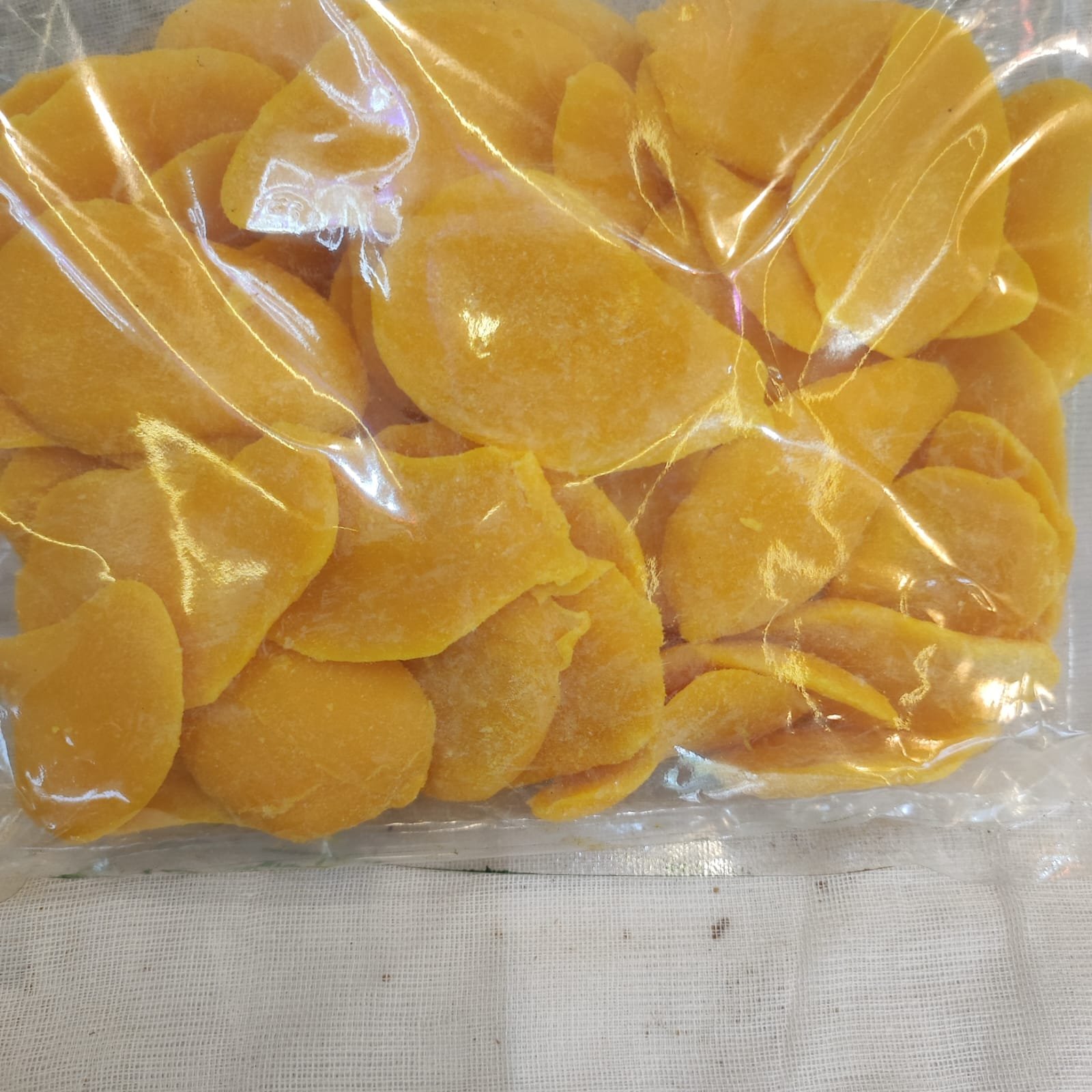 Dried Mango | Premium Tropical Fruit | Sweet, Tangy & Chewy